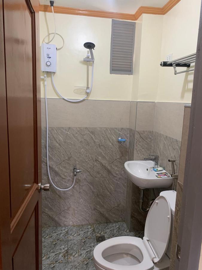 Zl Travelers Inn Batuan エクステリア 写真