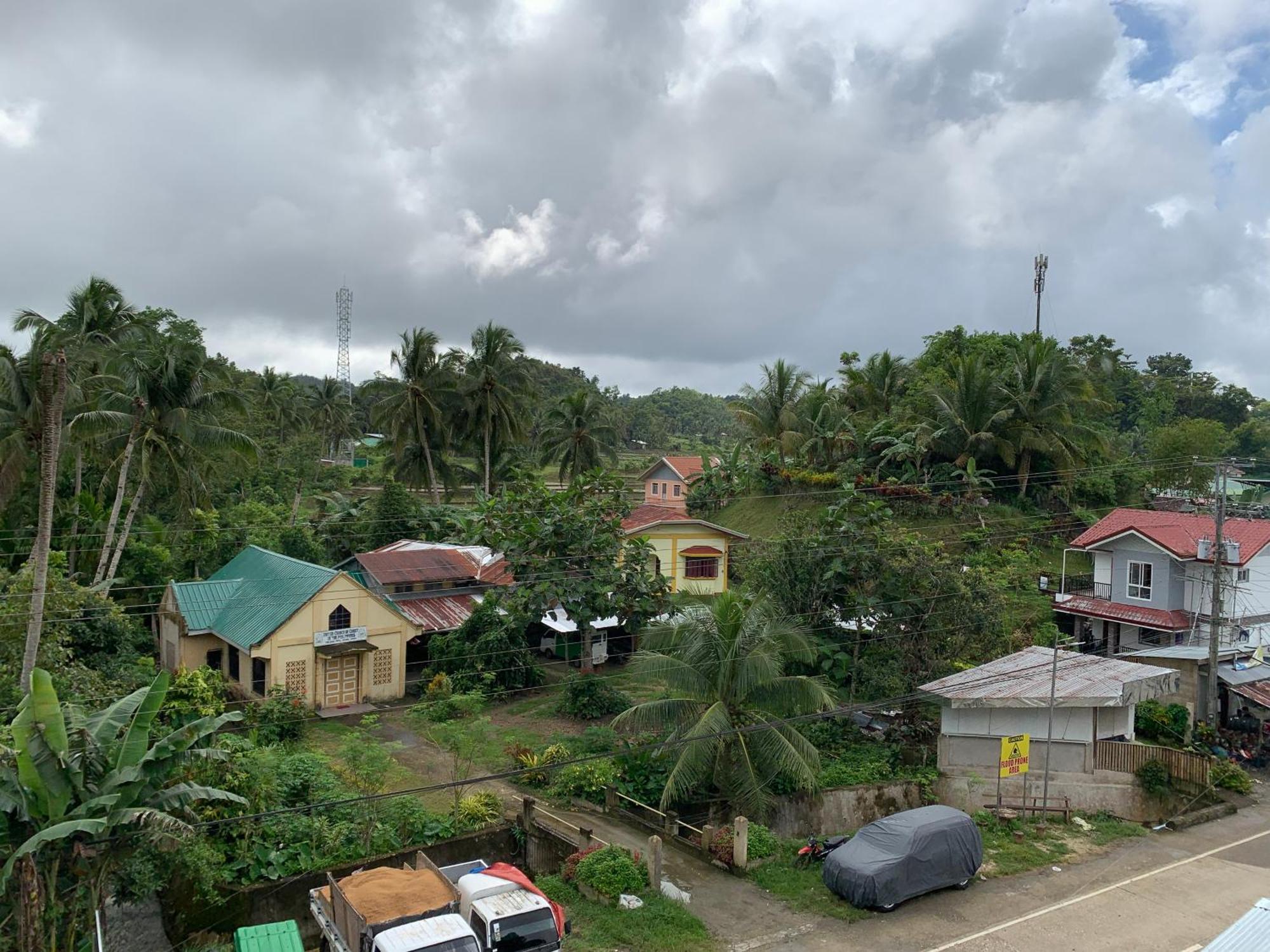 Zl Travelers Inn Batuan エクステリア 写真