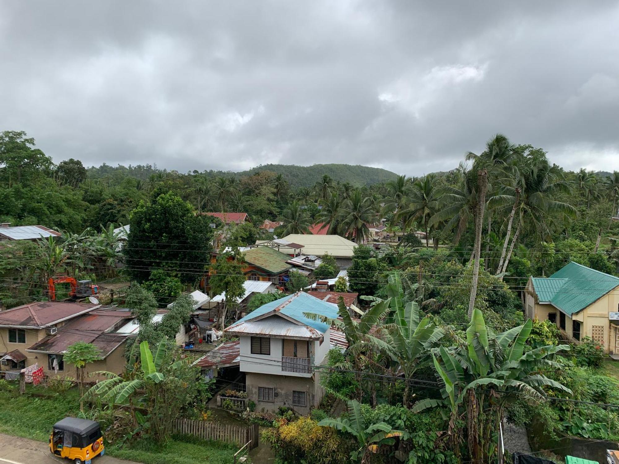 Zl Travelers Inn Batuan エクステリア 写真