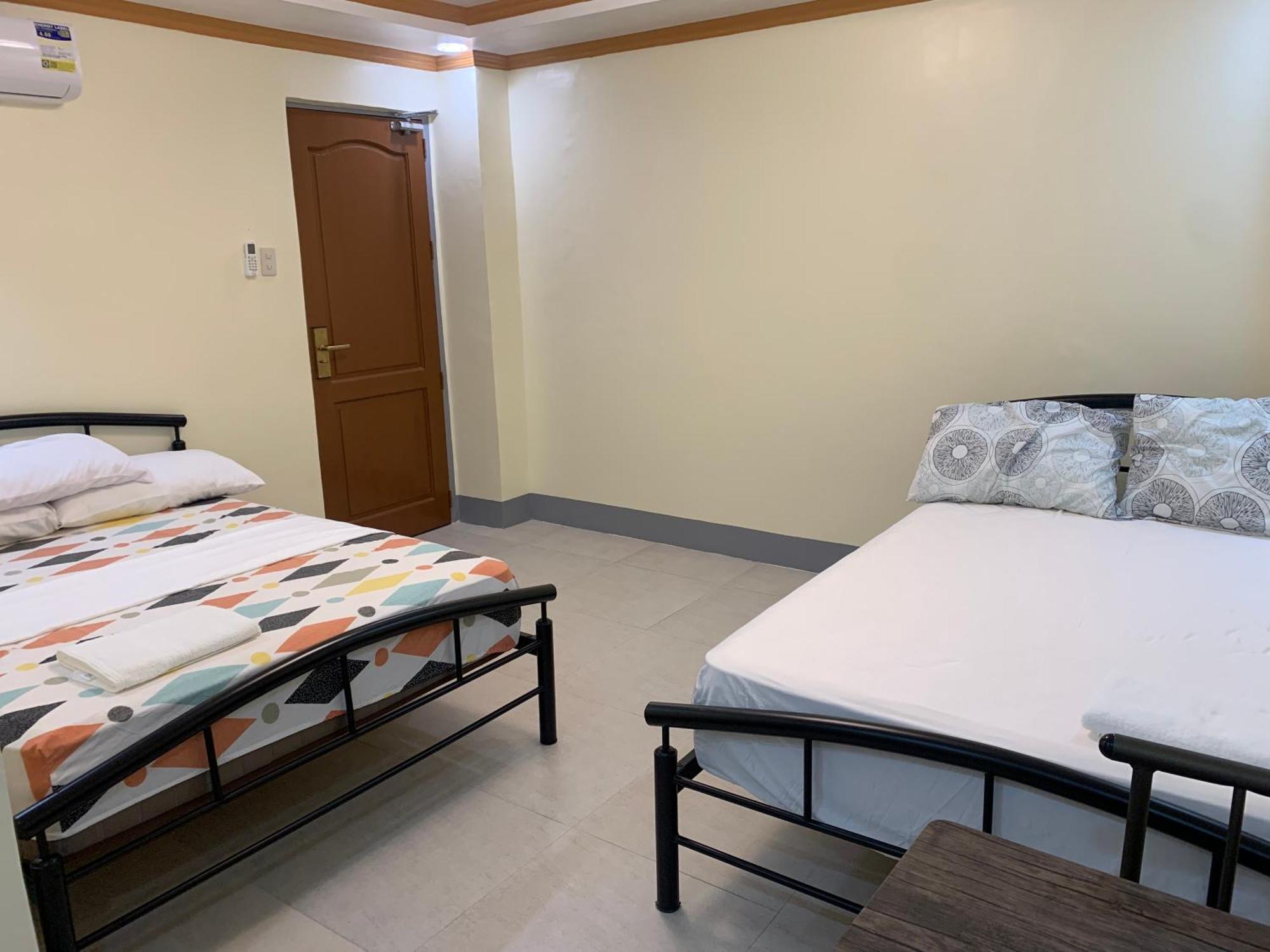 Zl Travelers Inn Batuan エクステリア 写真