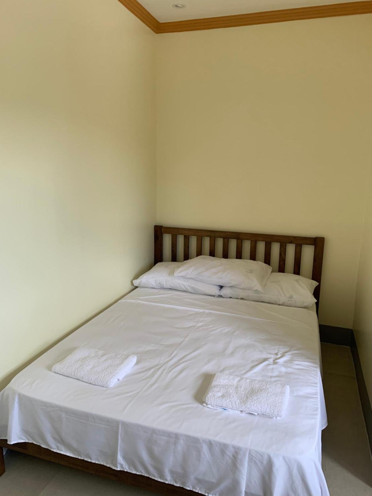 Zl Travelers Inn Batuan エクステリア 写真