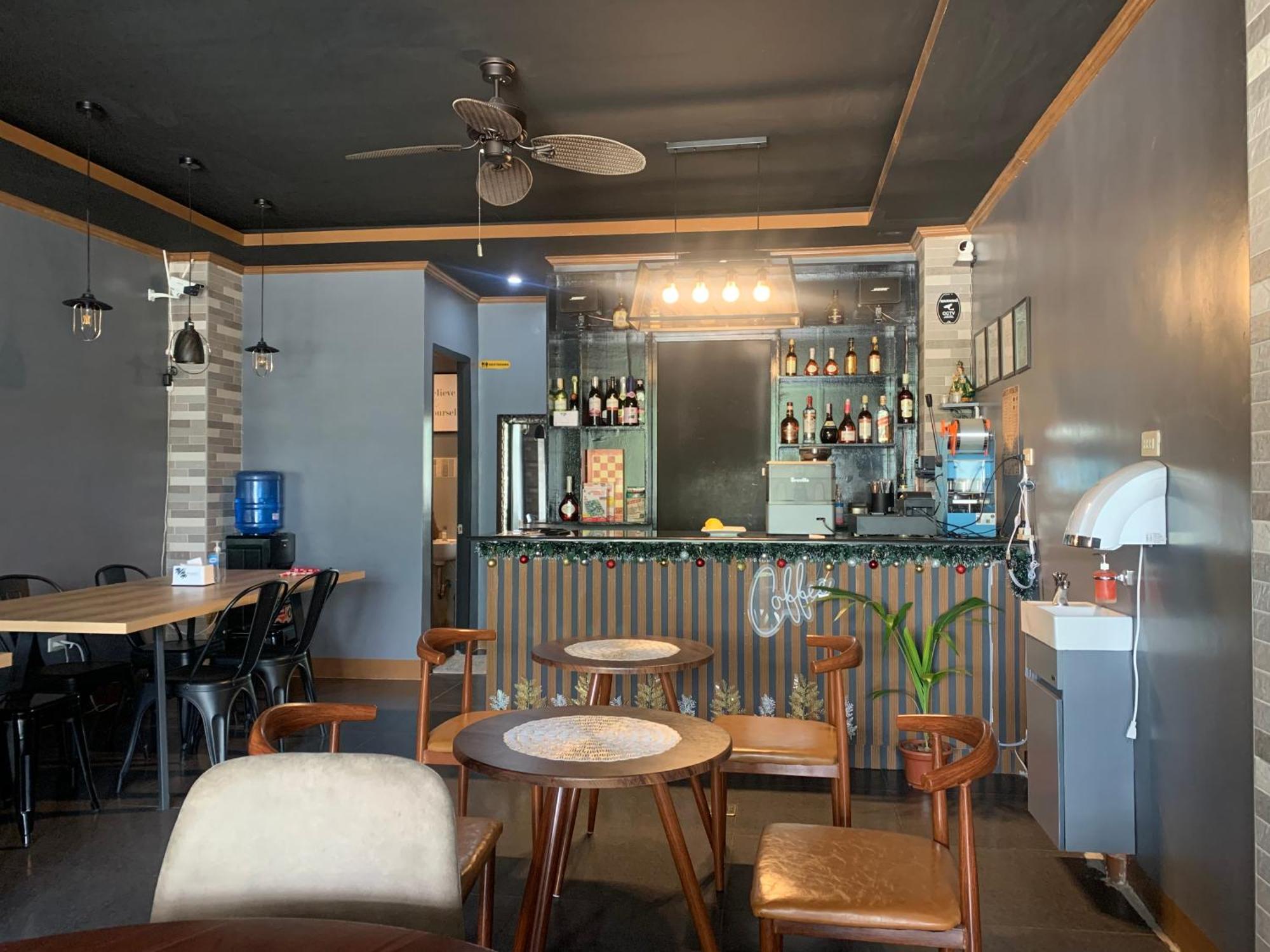 Zl Travelers Inn Batuan エクステリア 写真